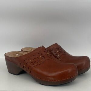 Dansko Women's Brown Leather Clogs